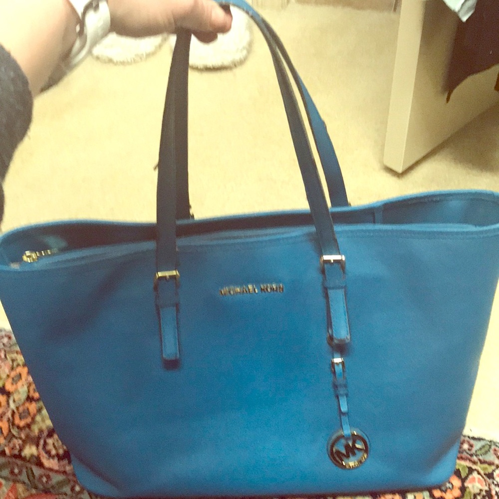 Michael Kors gorgeous teal 👜 purse!